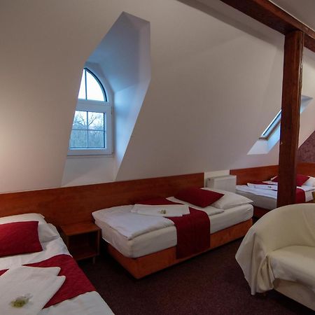 Hotel U Kaple Decin Luaran gambar