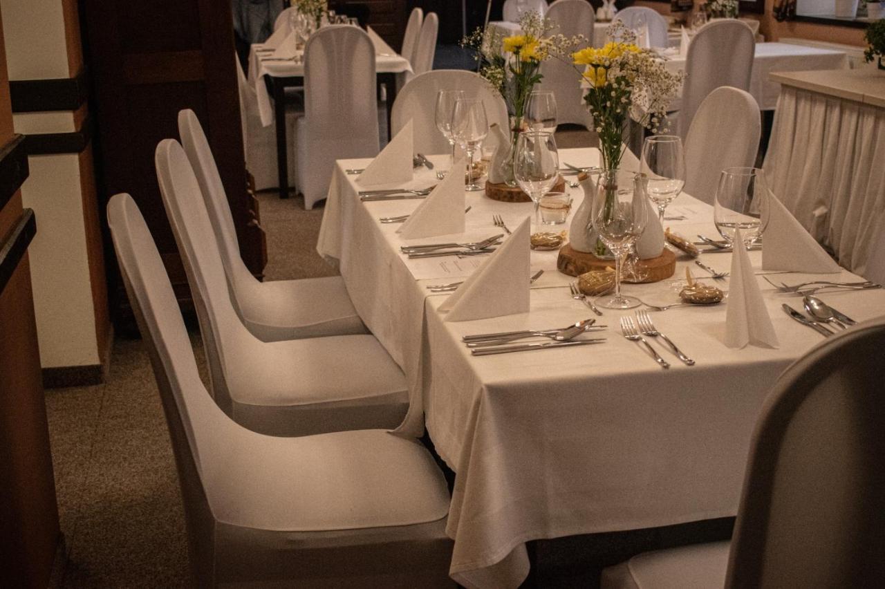 Hotel U Kaple Decin Luaran gambar