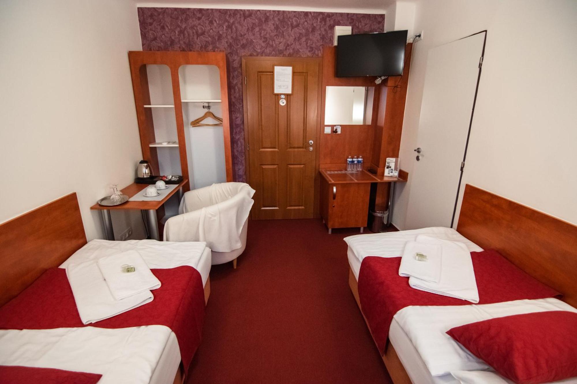Hotel U Kaple Decin Luaran gambar