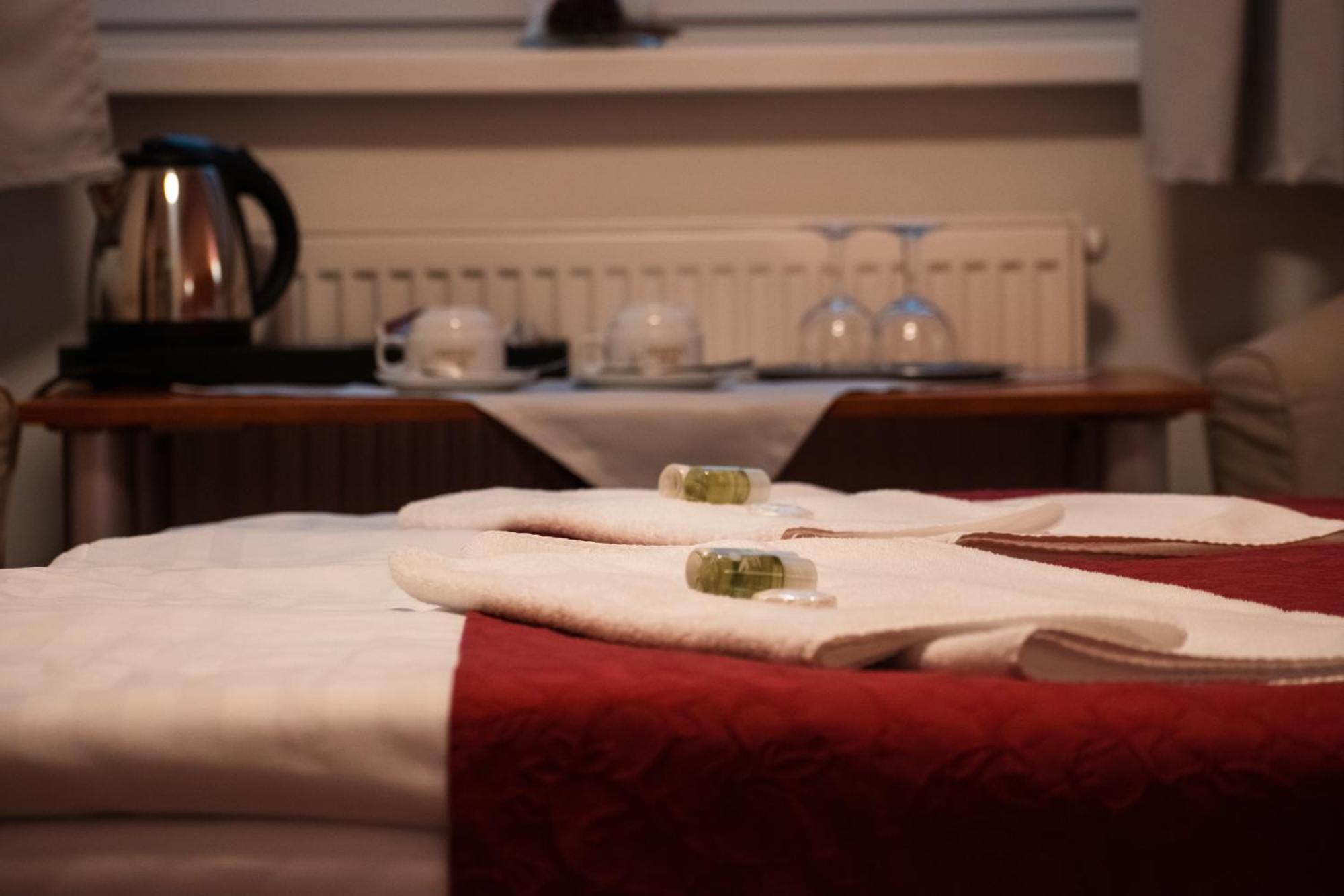 Hotel U Kaple Decin Luaran gambar